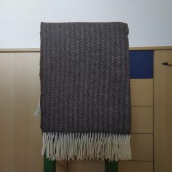  Brown Herringbone Throw Blanket — 100% New Zealand Wool, 140x200 cm (55x79″), Eco-Friendly, Fringed, for Sofa or Bed, fig. 3 