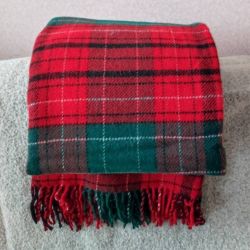  Red Plaid Christmas Throw Blanket Wool, Warm & Cozy Couch Blanket 140x200 cm (55" x 79"), fig. 1 