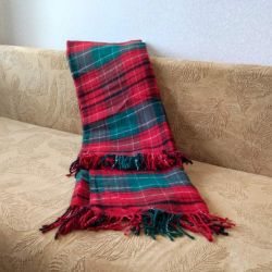  Red Plaid Christmas Throw Blanket Wool, Warm & Cozy Couch Blanket 140x200 cm (55" x 79"), fig. 2 