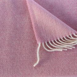  100% New Zealand Wool Throw Blanket – Pink, 140×200 cm (55″×79″) Herringbone, fig. 3 
